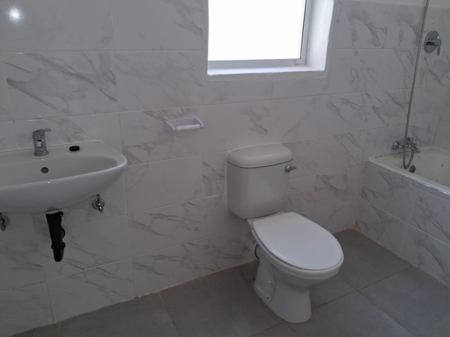 To Let 1 Bedroom Property for Rent in Quigney Eastern Cape